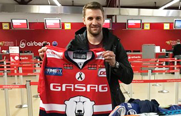 Хоккеист сборной Беларуси подписал контракт с самым титулованным клубом Германии