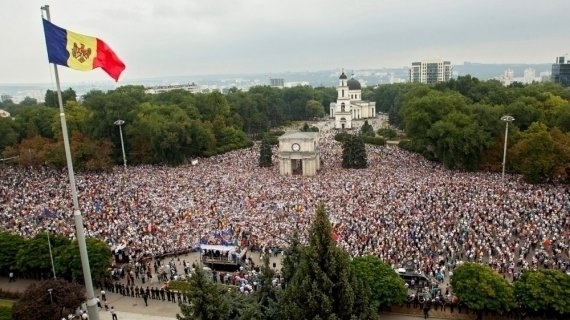 Уйдет ли президент Молдовы в отставку?