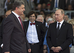 Песков не исключает отдельной встречи Порошенко и Путина