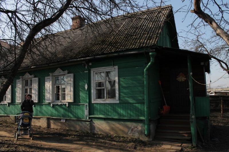 Жителям дома в центре Минска грозят штурмом за отказ выселяться