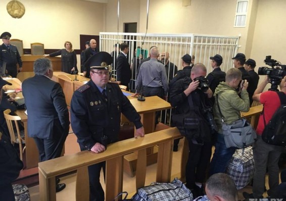 Новые приговоры ошмянским таможенникам: от 5 до 11,5 лет заключения