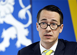 Министр обороны Финляндии отказался встречаться с Шойгу