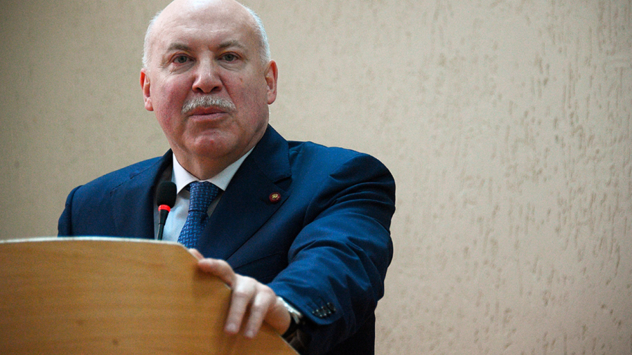 Посол России отказался от встречи с оппонентами Лукашенко и назвал их обществом книголюбов