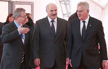 Сербские СМИ: Между Лукашенко и Каричами «тыква треснула»