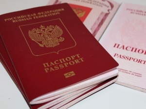 Белорусы и украинцы смогут получать российские паспорта