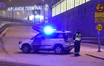 Авиарейсы из Стокгольма задержаны из-за подозрительного пакета