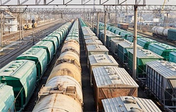Украинская железная дорога запретила перевозку белорусских грузов в российских вагонах