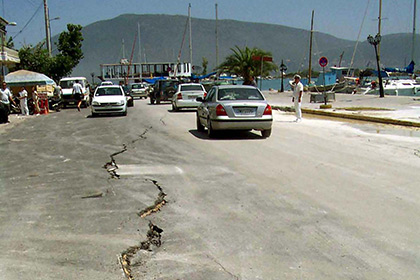 Два человека погибли в результате землетрясения в Греции
