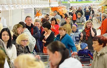 По индексу потребительского доверия Беларусь - среди самых пессимистичных стран
