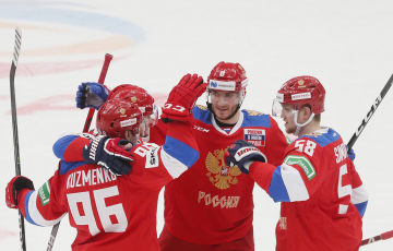 Сборная РФ по хоккею перед спаррингами с беларусами занизила возраст своих игроков
