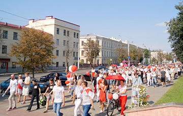 Марш мира и независимости в Могилеве: тысячи участников и прорывы оцепления