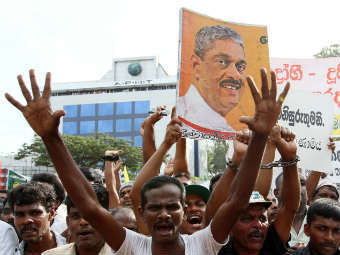 Президент Шри-Ланки помиловал бывшего соперника на выборах