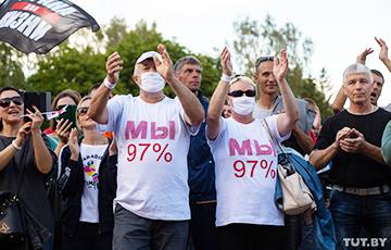 «Молодец, молодец!»: как в Гродно прошел первый митинг за Светлану Тихановскую