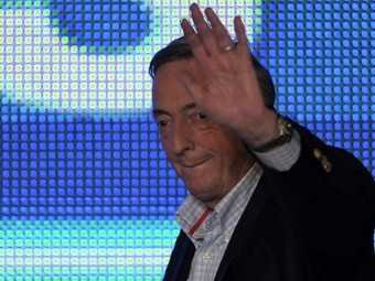 Бывший президент Аргентины госпитализирован с инсультом