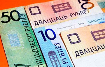 В Беларуси рекордно обвалилась зарплата