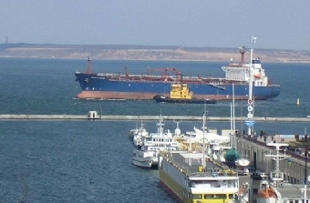 Третий танкер с венесуэльской нефтью для Беларуси пришвартовался в Одесском порту