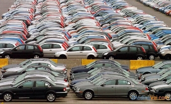 Подержанные автомобили в Беларуси существенно подешевели