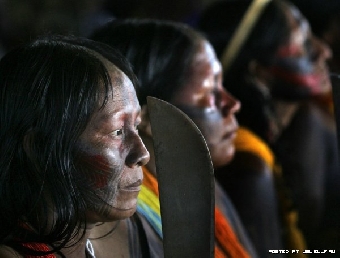 В Бразилии индейцы взяли в заложники строителей ГЭС