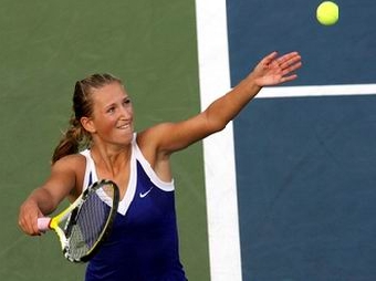Виктория Азаренко вышла в четвертьфинал теннисного турнира в США