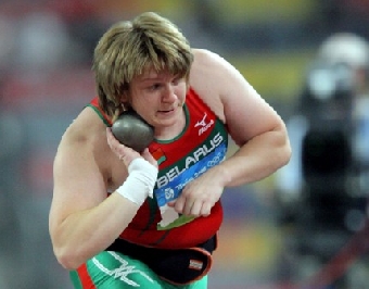 Белорусская легкоатлетка Надежда Остапчук одержала победу на 11-м этапе Бриллиантовой лиги