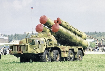 Беларусь прорабатывает вопрос приобретения у России комплекса С-400