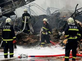 В результате пожара в Пекине погибли 17 человек