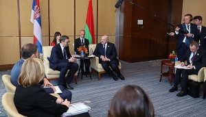 Лукашенко встретился в Пекине с президентом Сербии