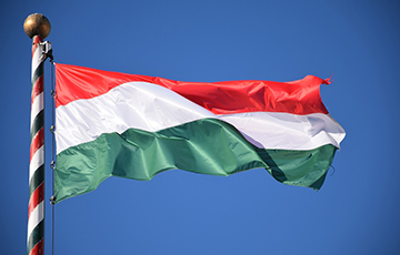 Венгрия запретила массовые мероприятия до 15 августа