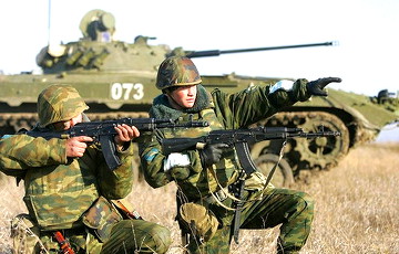 Беларусь проводит учения ВВС и войск ПВО
