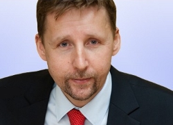 Евродепутат начал кампанию солидарности с Дашкевичем и Статкевичем