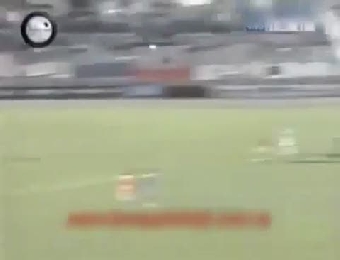 Вратарь пропустил гол с 70 метров (Видео)
