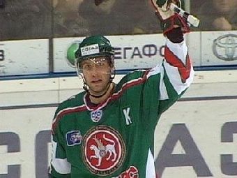Алексей Угаров стал обладателем кубка открытия чемпионата КХЛ