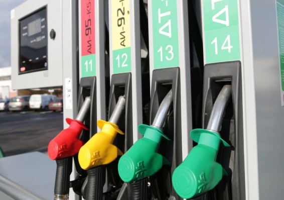 «Белнефтехим» снизил цены на некоторые виды топлива