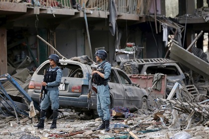 При взрыве в Кабуле пострадали сотни человек