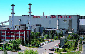 Работников Белорусского металлургического завода отправили в добровольные отпуска