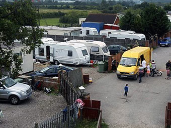 Британские власти зачистят крупнейший лагерь ирландских кочевников