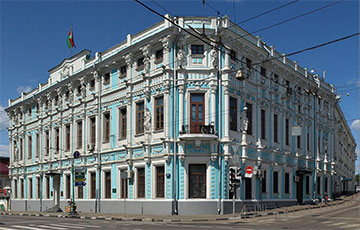 Посольство Беларуси в РФ подтвердило госпитализацию Семашко