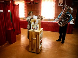 Лукашенко назначил парламентские выборы