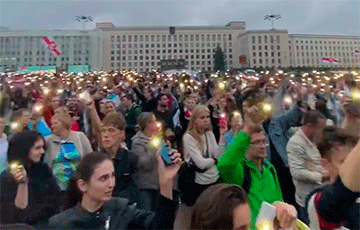 Невероятная площадь Независимости в Минске