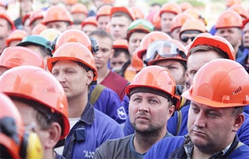 Рабочие БелАЗа, «Нафтана» и «Полимира» готовятся к стачке