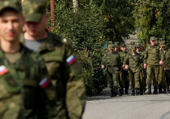 Российские военные приехали в Брест обсуждать предстоящие учения