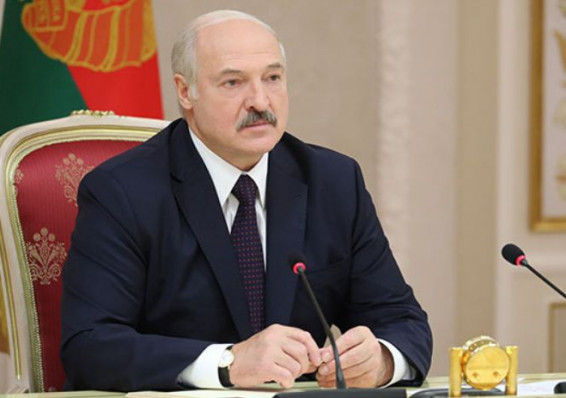 Лукашенко улетел в Казахстан