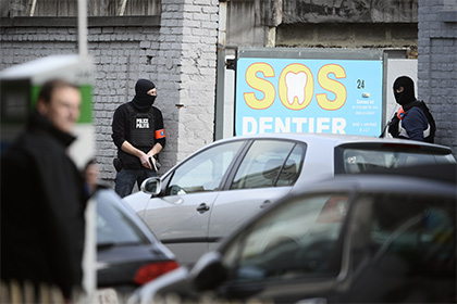 В Брюсселе во время рейда по делу о парижских терактах ранен полицейский