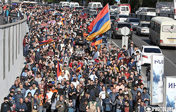 Как армянская революция увлекла за собой целый народ