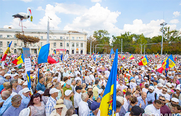 На грани взрыва: в Молдове набирают силу народные протесты