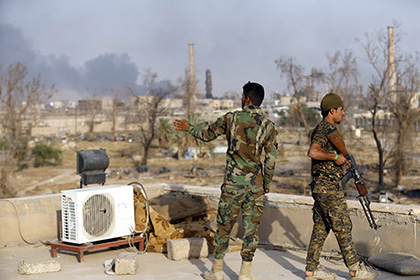 Иракские курды разгромили исламистов на развалинах Синджара