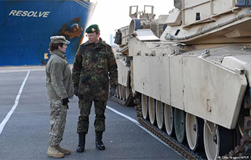 США перебрасывают в страны Балтии и Польшу тысячи танков