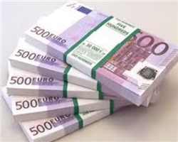Курс доллара не изменился, евро приблизился к 13 000