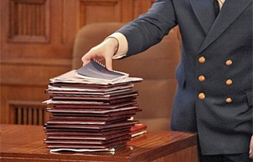 Киев собрал 800 томов материалов в рамках расследования против властей РФ