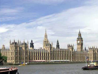 Лондон решил откупиться от узников Гуантанамо